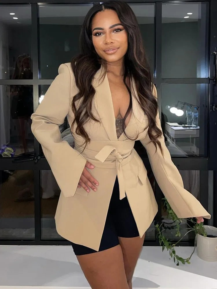 Diva Coat™ | חליפה סקסית