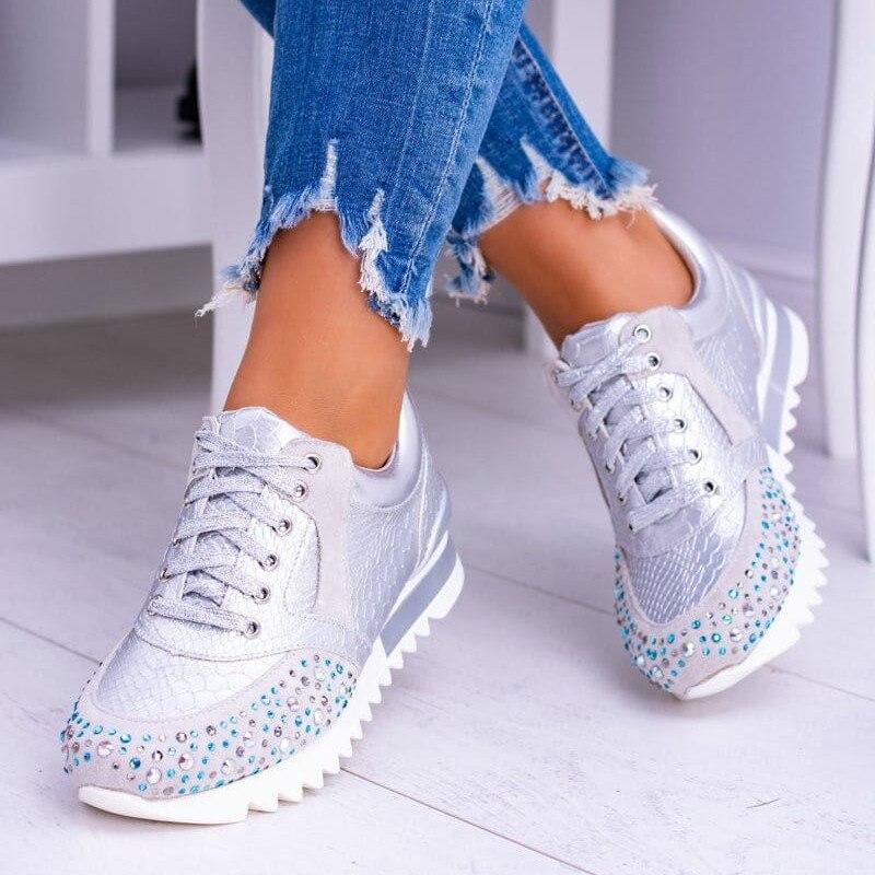 SparkleKicks™ | סניקרס קריסטלים אופנתיות