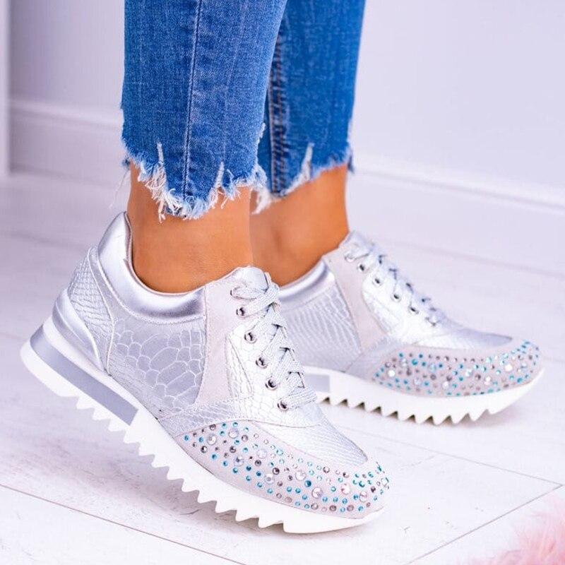 SparkleKicks™ | סניקרס קריסטלים אופנתיות