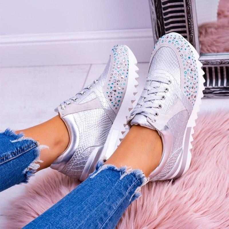 SparkleKicks™ | סניקרס קריסטלים אופנתיות