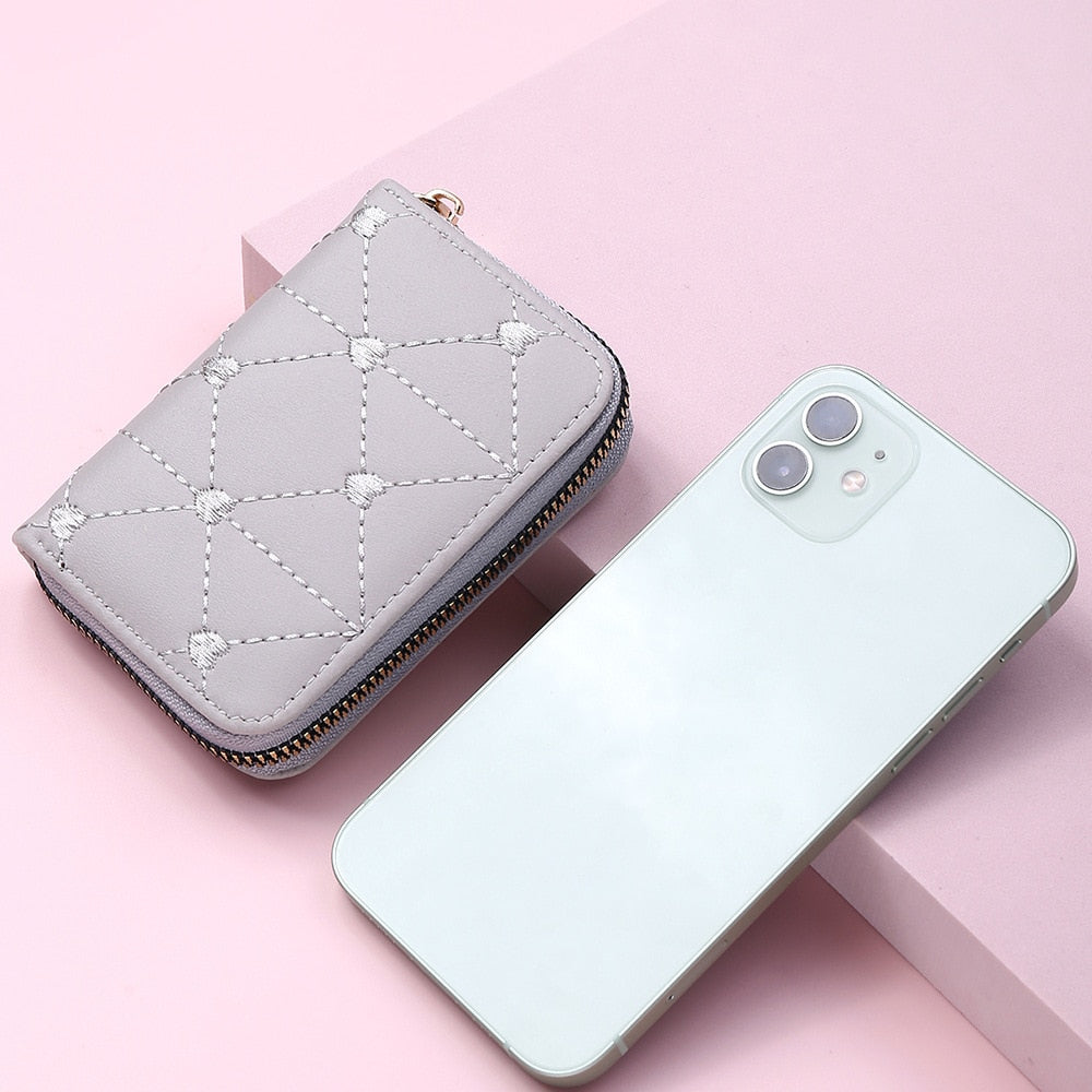 LuxePurse™ - ארנק חמוד ויוקרתי